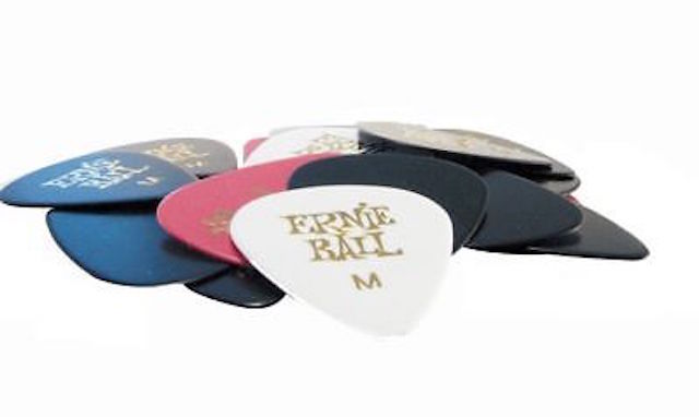 Ernie Ball Medium Picks - Mixed Colours - Bag of 24